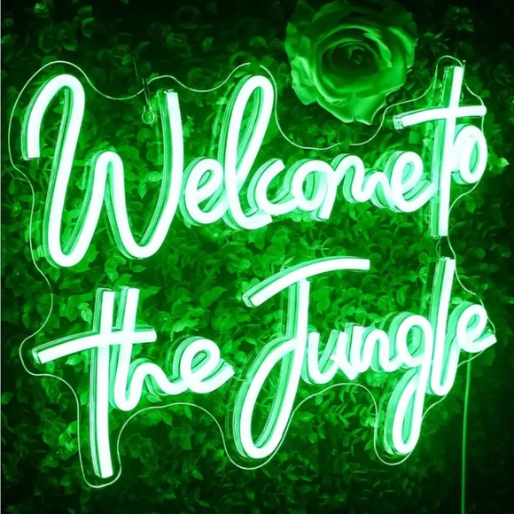 Green Neon Welcome Sign - Picture 1 of 4